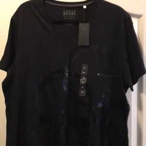 Guess  V neck black shirt